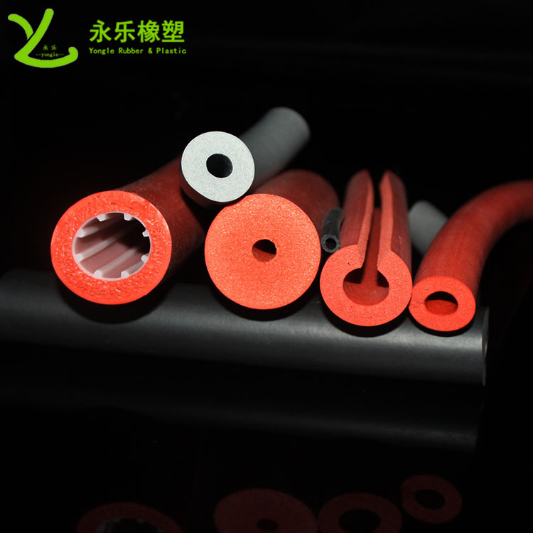 硅膠發(fā)泡管，耐高溫發(fā)泡硅膠管，保溫發(fā)泡硅膠管