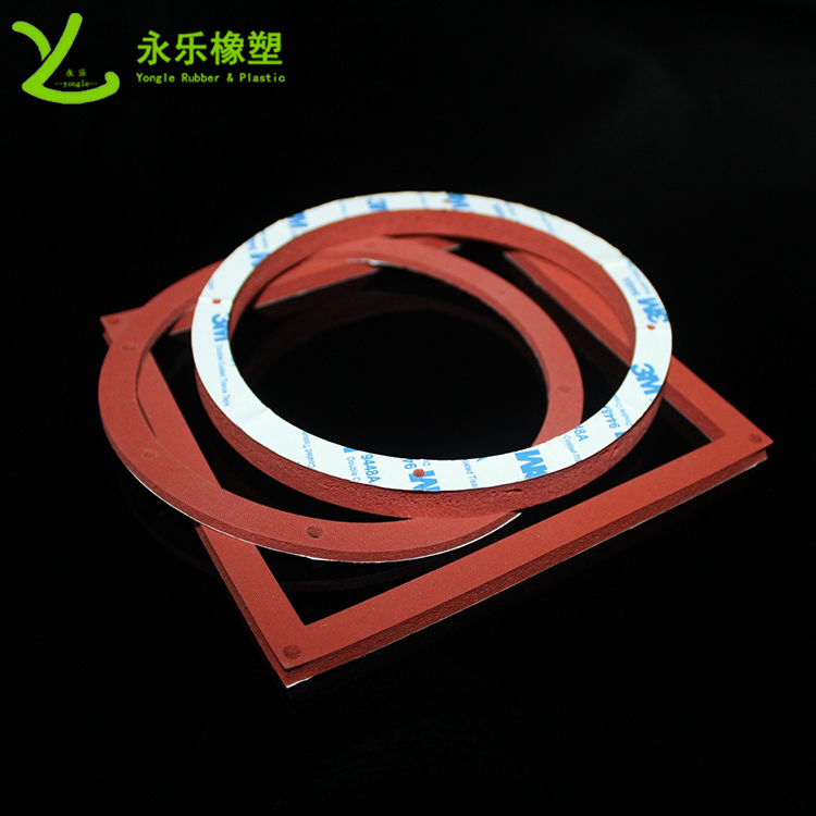 定制模壓發(fā)泡硅膠墊，無氣味模壓發(fā)泡硅膠墊，耐高溫模壓發(fā)泡硅膠墊